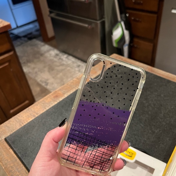 iPhone XS Max Otterbox Case - Picture 2 of 3